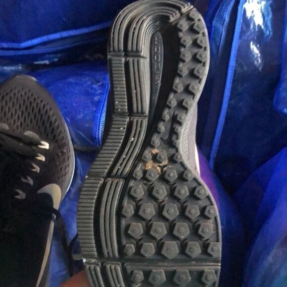 𝅺Nike zoom tennis shoes - Picture 8 of 9